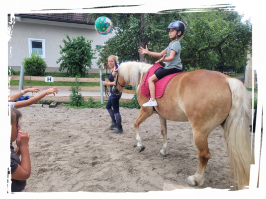 Reitunterricht Gruppenstunden Ferien am Pferdehof